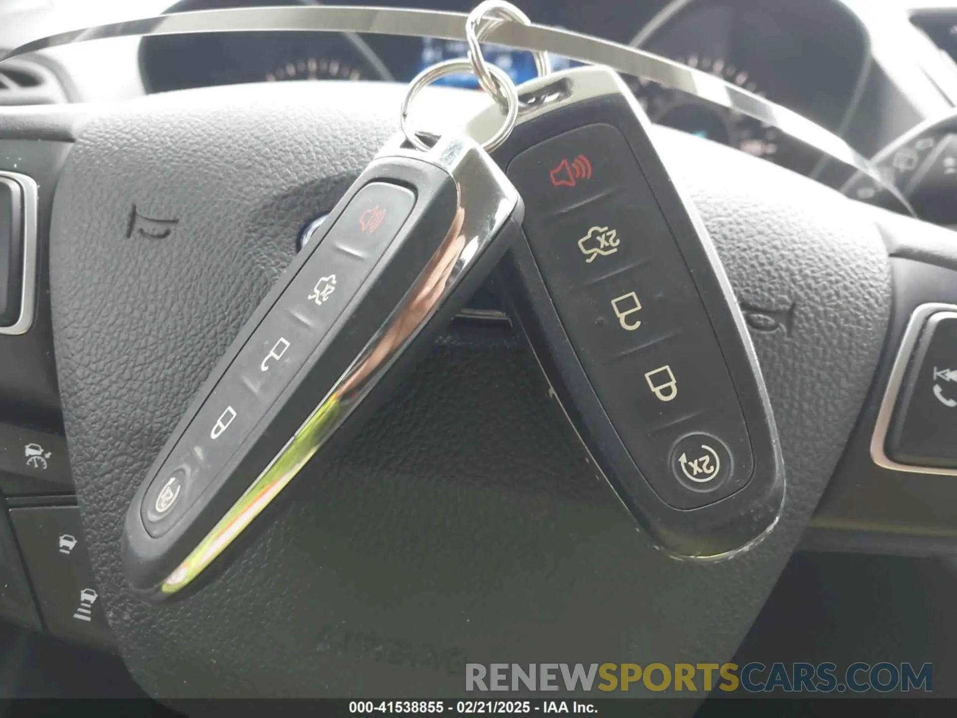 11 Photograph of a damaged car 1FMCU0HD7KUB00659 FORD ESCAPE 2019