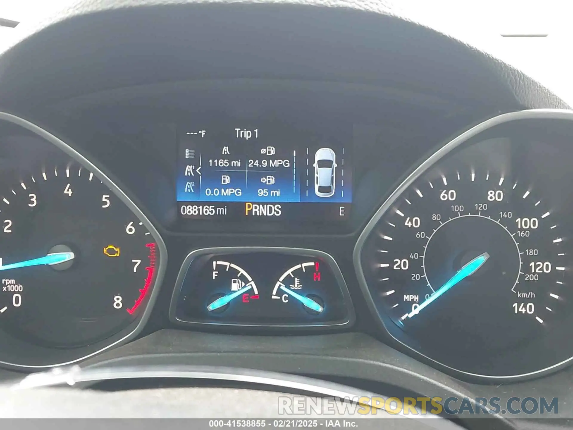 7 Photograph of a damaged car 1FMCU0HD7KUB00659 FORD ESCAPE 2019
