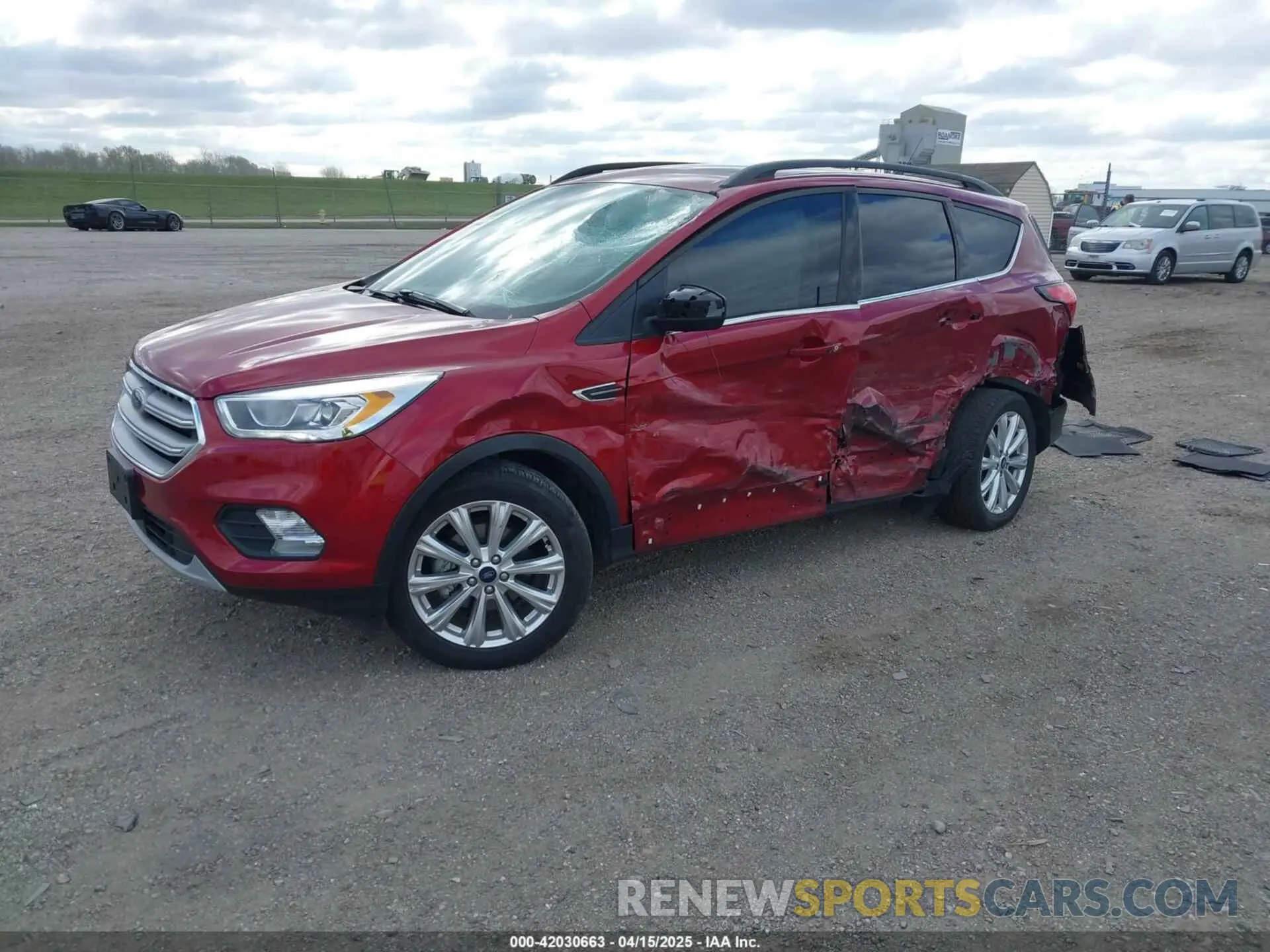2 Фотография поврежденного автомобиля 1FMCU0HD7KUB50333 FORD ESCAPE 2019