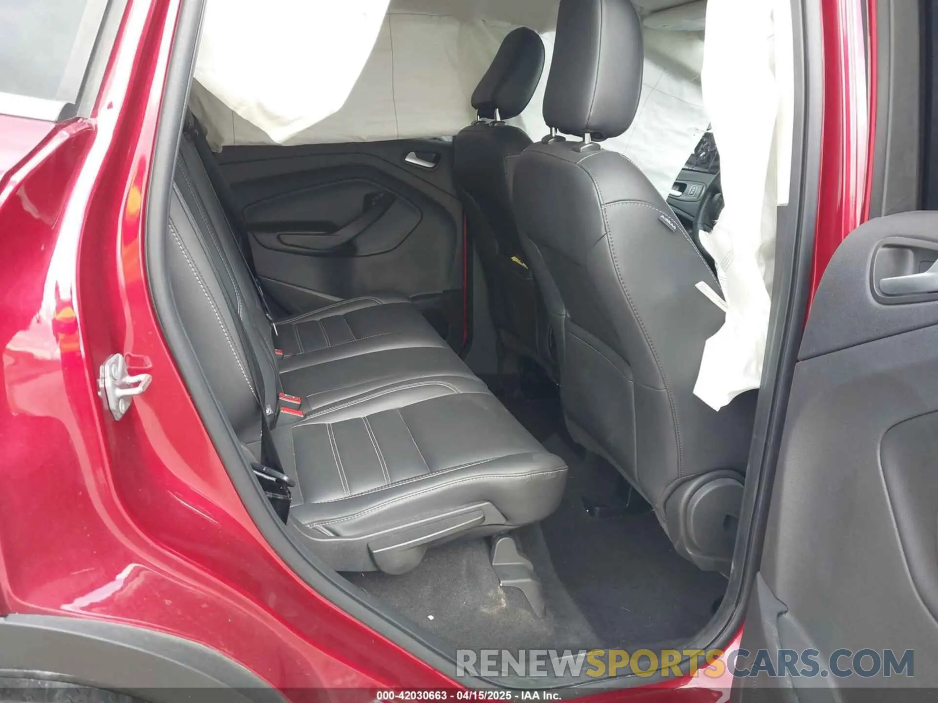 8 Фотография поврежденного автомобиля 1FMCU0HD7KUB50333 FORD ESCAPE 2019
