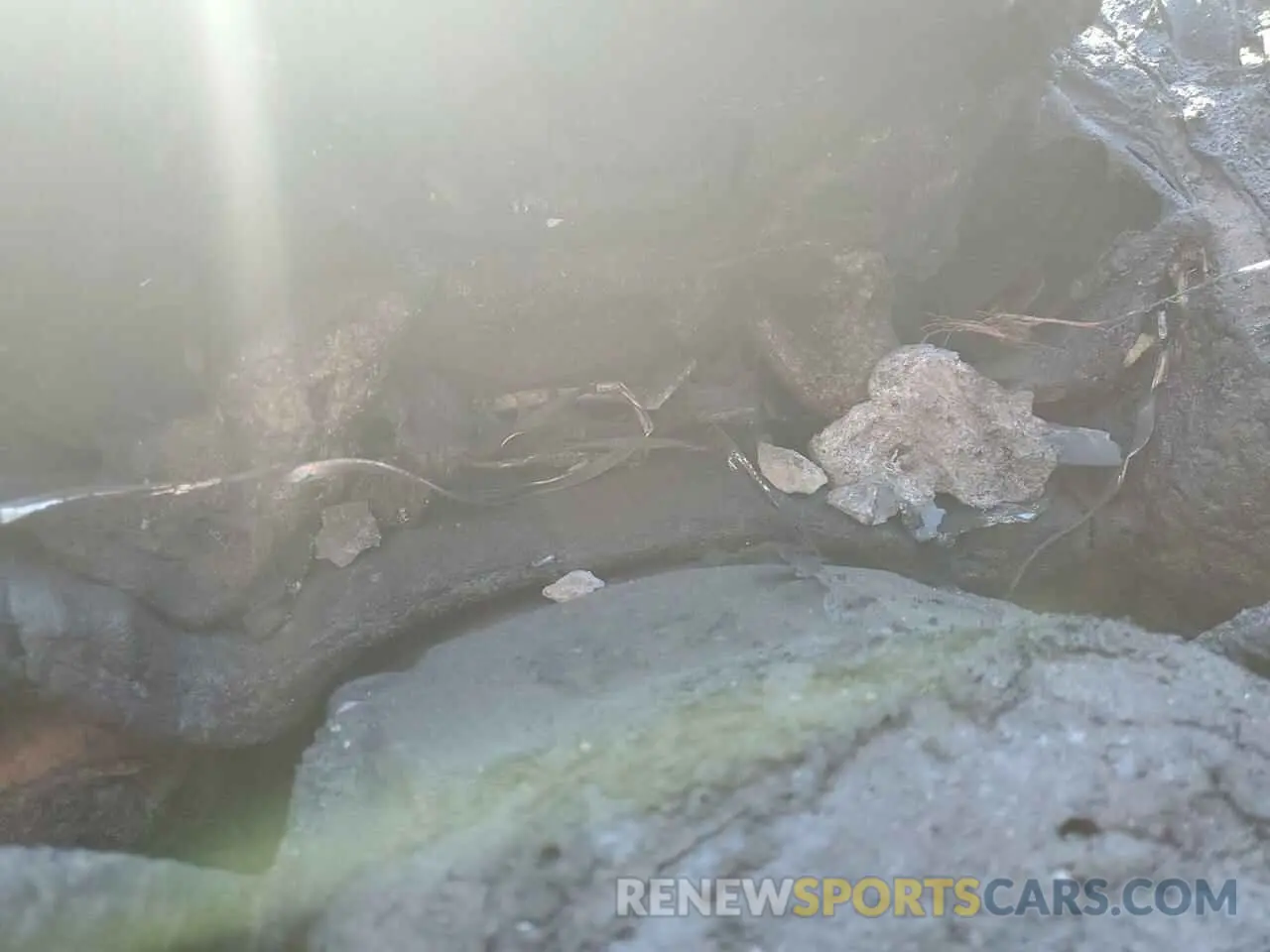 9 Photograph of a damaged car 1FMCU0HD7KUB74678 FORD ESCAPE 2019