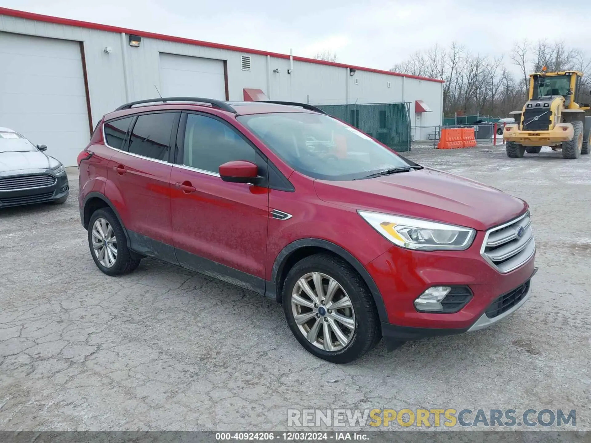 1 Фотография поврежденного автомобиля 1FMCU0HD8KUC23323 FORD ESCAPE 2019