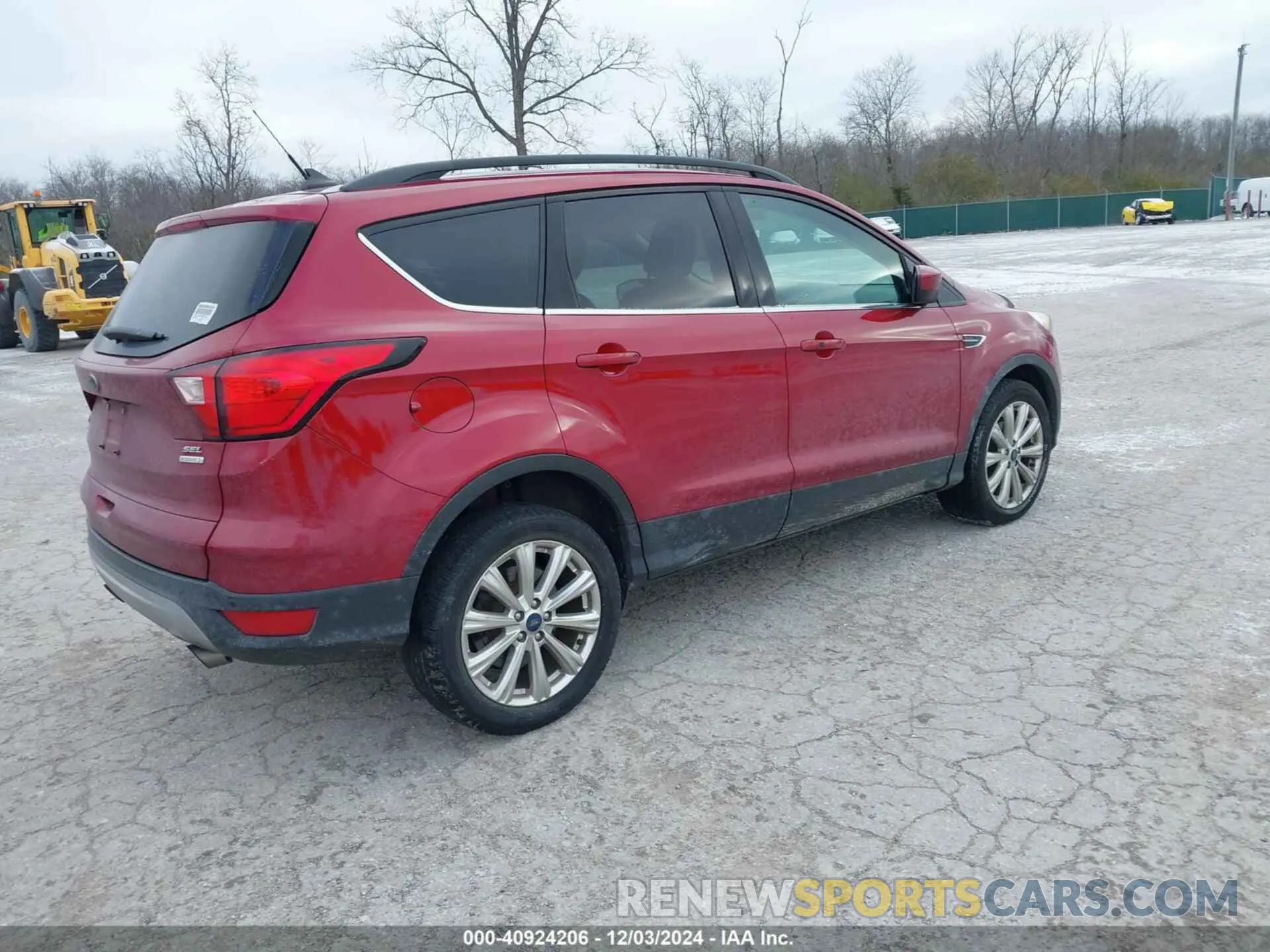 4 Фотография поврежденного автомобиля 1FMCU0HD8KUC23323 FORD ESCAPE 2019