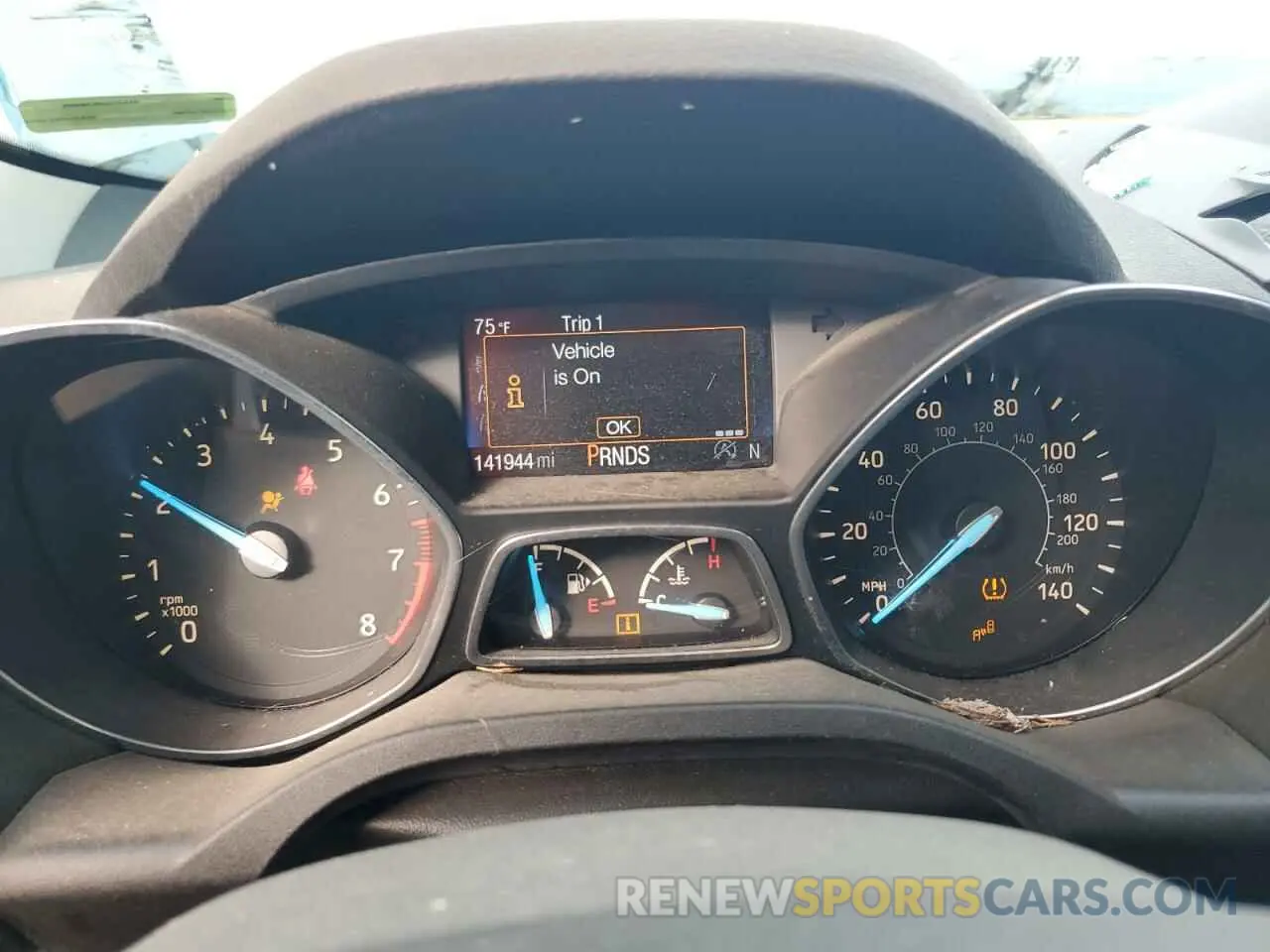 9 Photograph of a damaged car 1FMCU0HD9KUC02352 FORD ESCAPE 2019