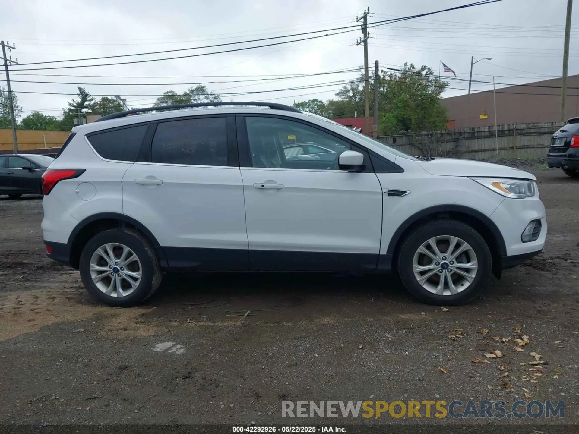 13 Photograph of a damaged car 1FMCU0HDXKUA77863 FORD ESCAPE 2019
