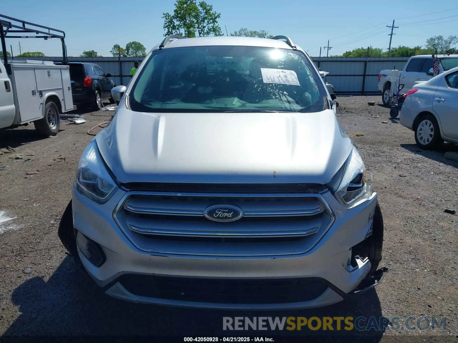 12 Photograph of a damaged car 1FMCU0HDXKUC08077 FORD ESCAPE 2019