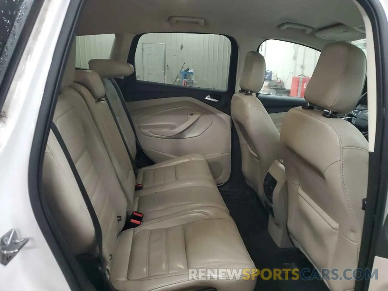 11 Фотография поврежденного автомобиля 1FMCU0J94KUA44606 FORD ESCAPE 2019