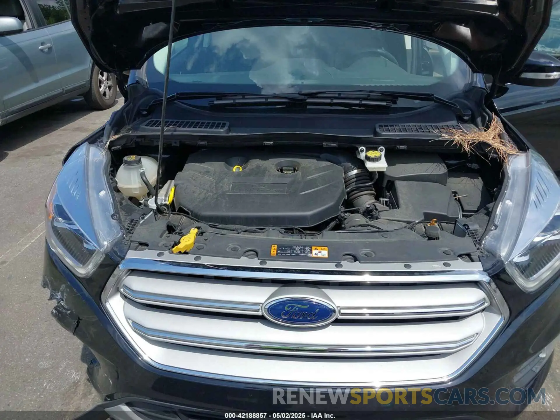 10 Фотография поврежденного автомобиля 1FMCU0J94KUB93601 FORD ESCAPE 2019