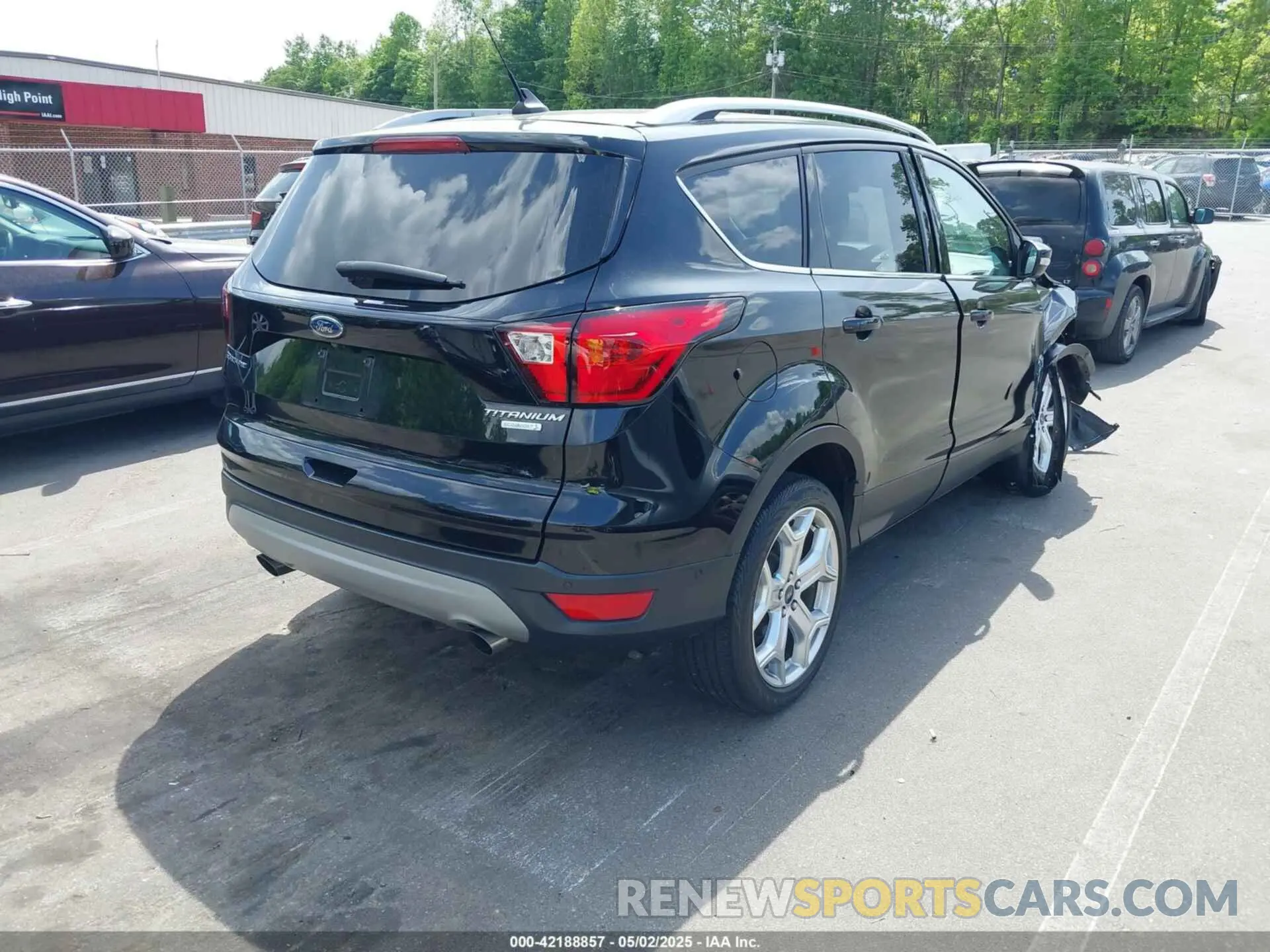 4 Фотография поврежденного автомобиля 1FMCU0J94KUB93601 FORD ESCAPE 2019