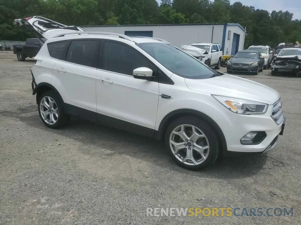 4 Фотография поврежденного автомобиля 1FMCU0J94KUC02894 FORD ESCAPE 2019