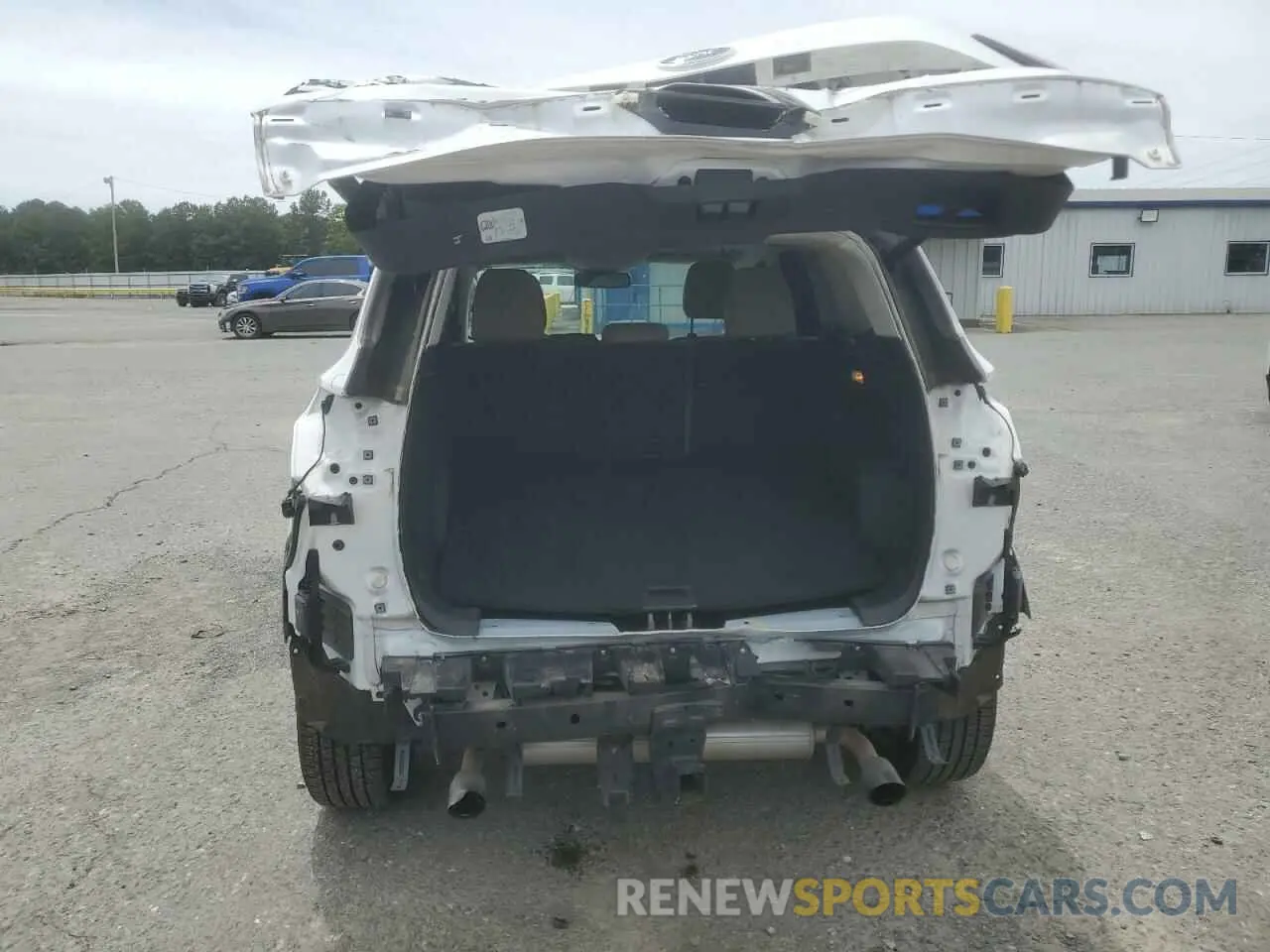 6 Фотография поврежденного автомобиля 1FMCU0J94KUC02894 FORD ESCAPE 2019