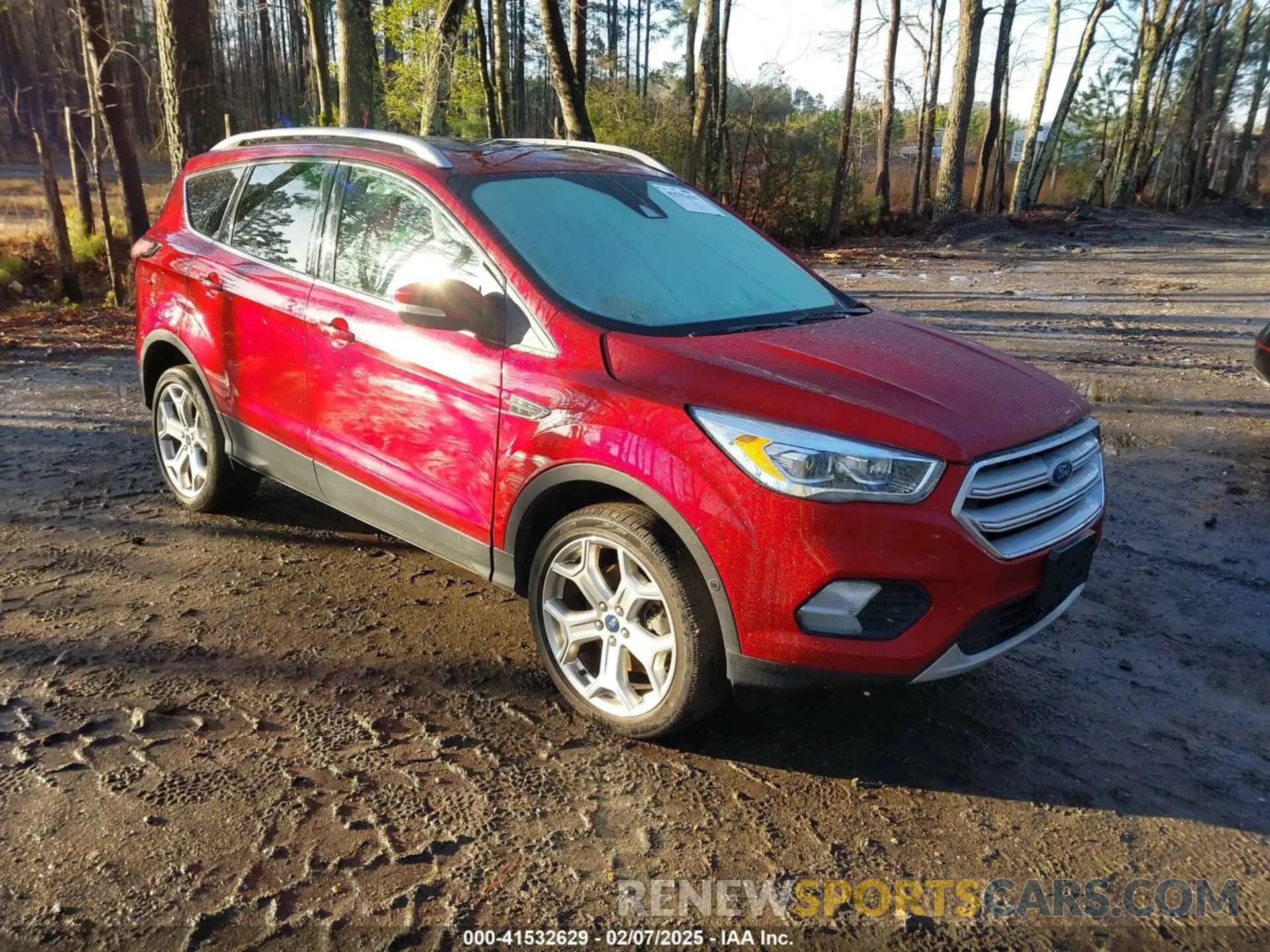 1 Photograph of a damaged car 1FMCU0J95KUA50852 FORD ESCAPE 2019