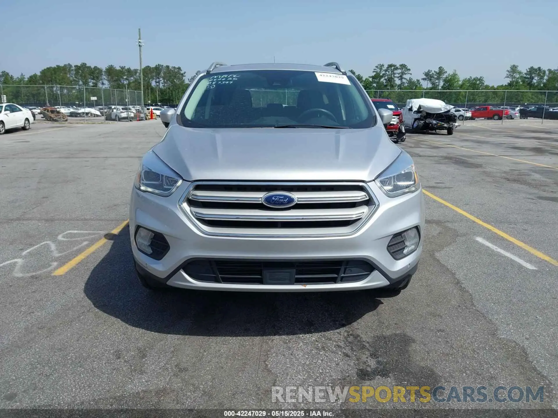 13 Photograph of a damaged car 1FMCU0J99KUA87399 FORD ESCAPE 2019