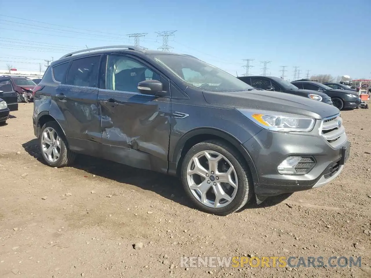 4 Photograph of a damaged car 1FMCU0J99KUA91761 FORD ESCAPE 2019