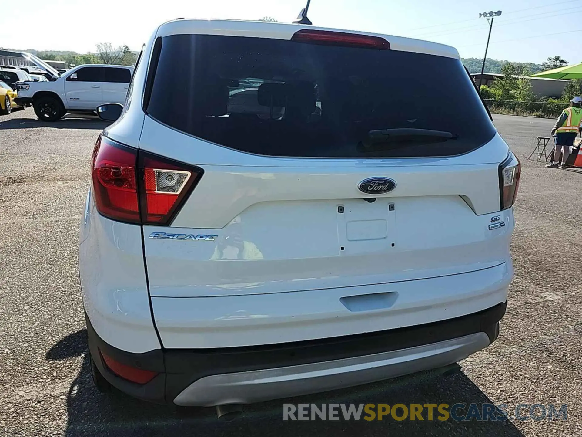 24 Фотография поврежденного автомобиля 1FMCU9G90KUB65290 FORD ESCAPE 2019