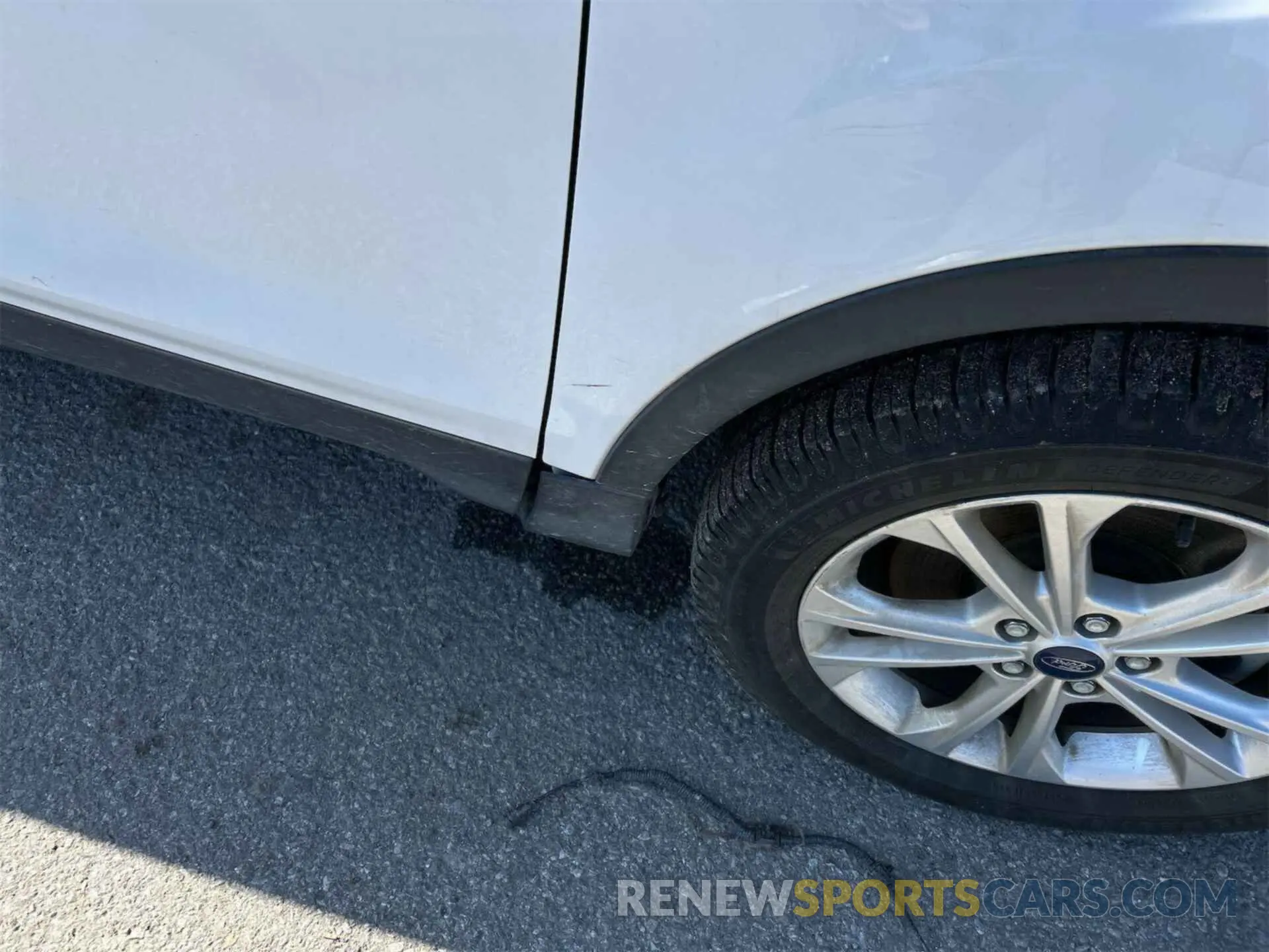 8 Фотография поврежденного автомобиля 1FMCU9G90KUB65290 FORD ESCAPE 2019