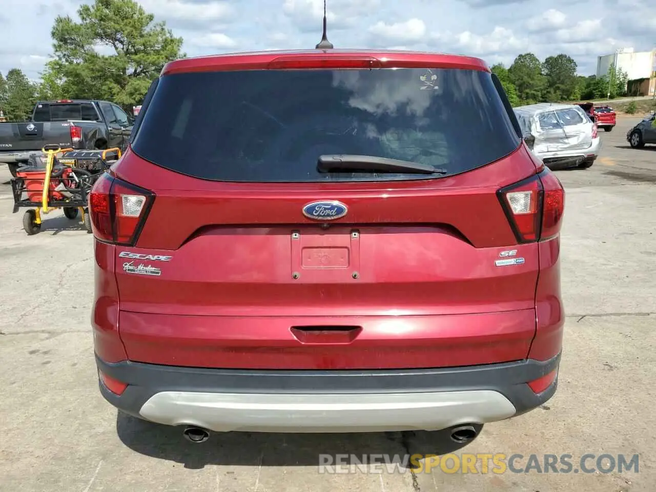 6 Фотография поврежденного автомобиля 1FMCU9G98KUB66414 FORD ESCAPE 2019