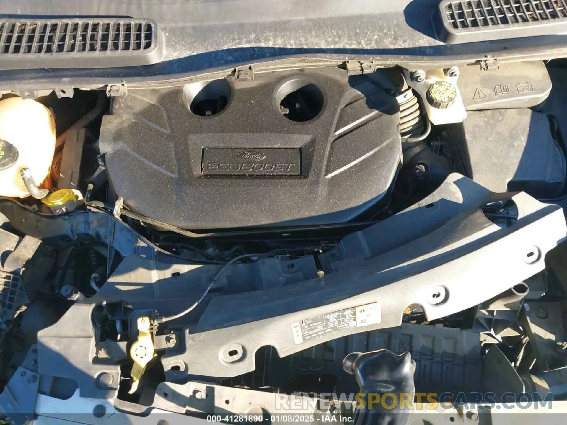 10 Photograph of a damaged car 1FMCU9G9XKUB66625 FORD ESCAPE 2019