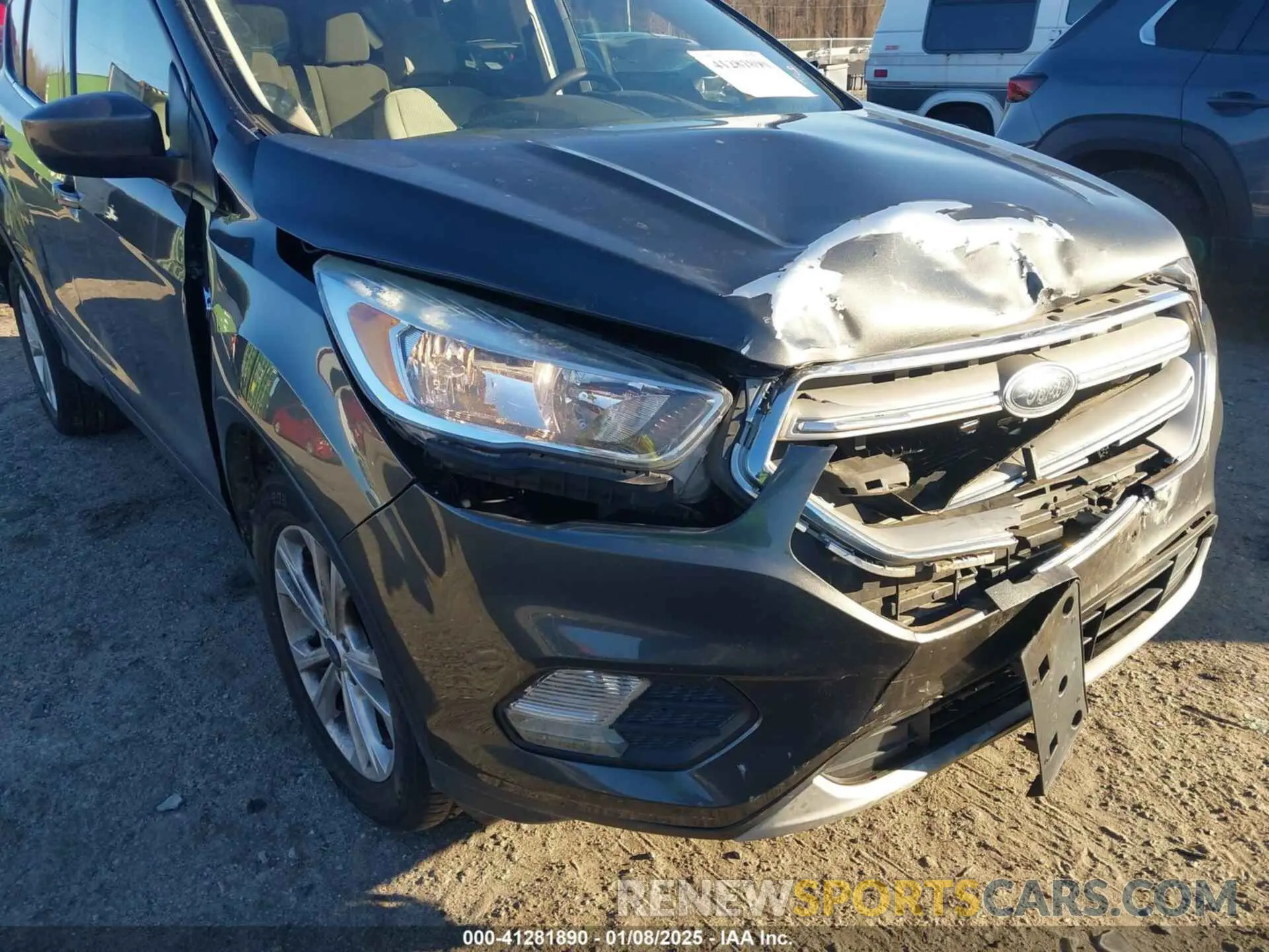6 Photograph of a damaged car 1FMCU9G9XKUB66625 FORD ESCAPE 2019