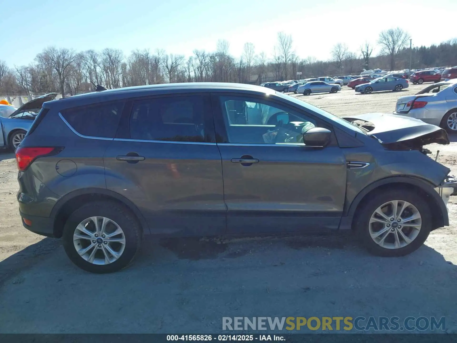 11 Photograph of a damaged car 1FMCU9GD0KUA57966 FORD ESCAPE 2019