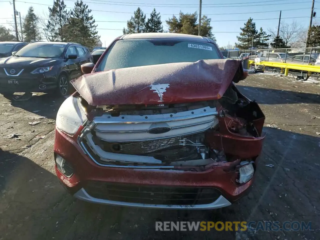 5 Photograph of a damaged car 1FMCU9GD0KUA71317 FORD ESCAPE 2019