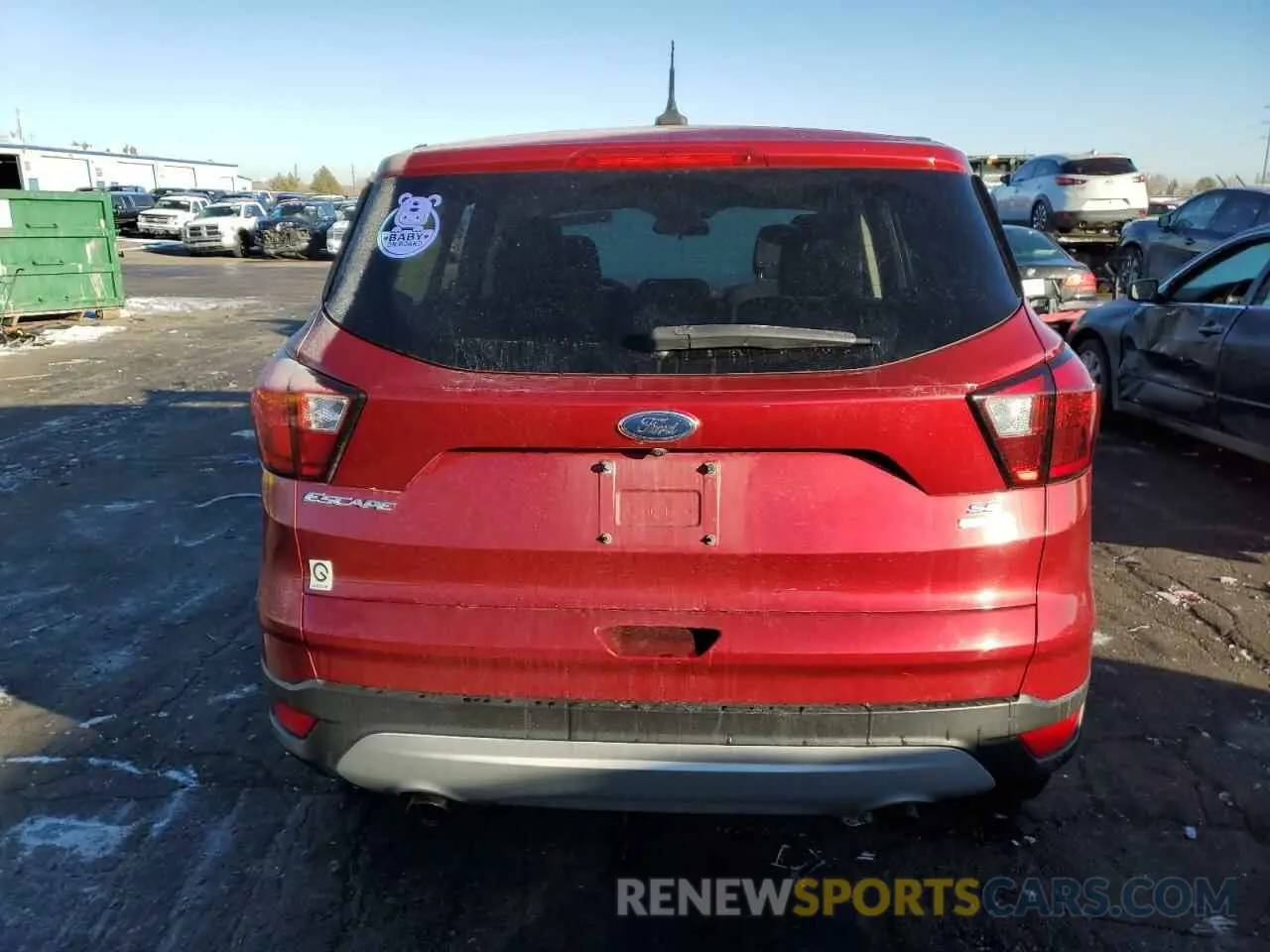 6 Photograph of a damaged car 1FMCU9GD0KUA71317 FORD ESCAPE 2019