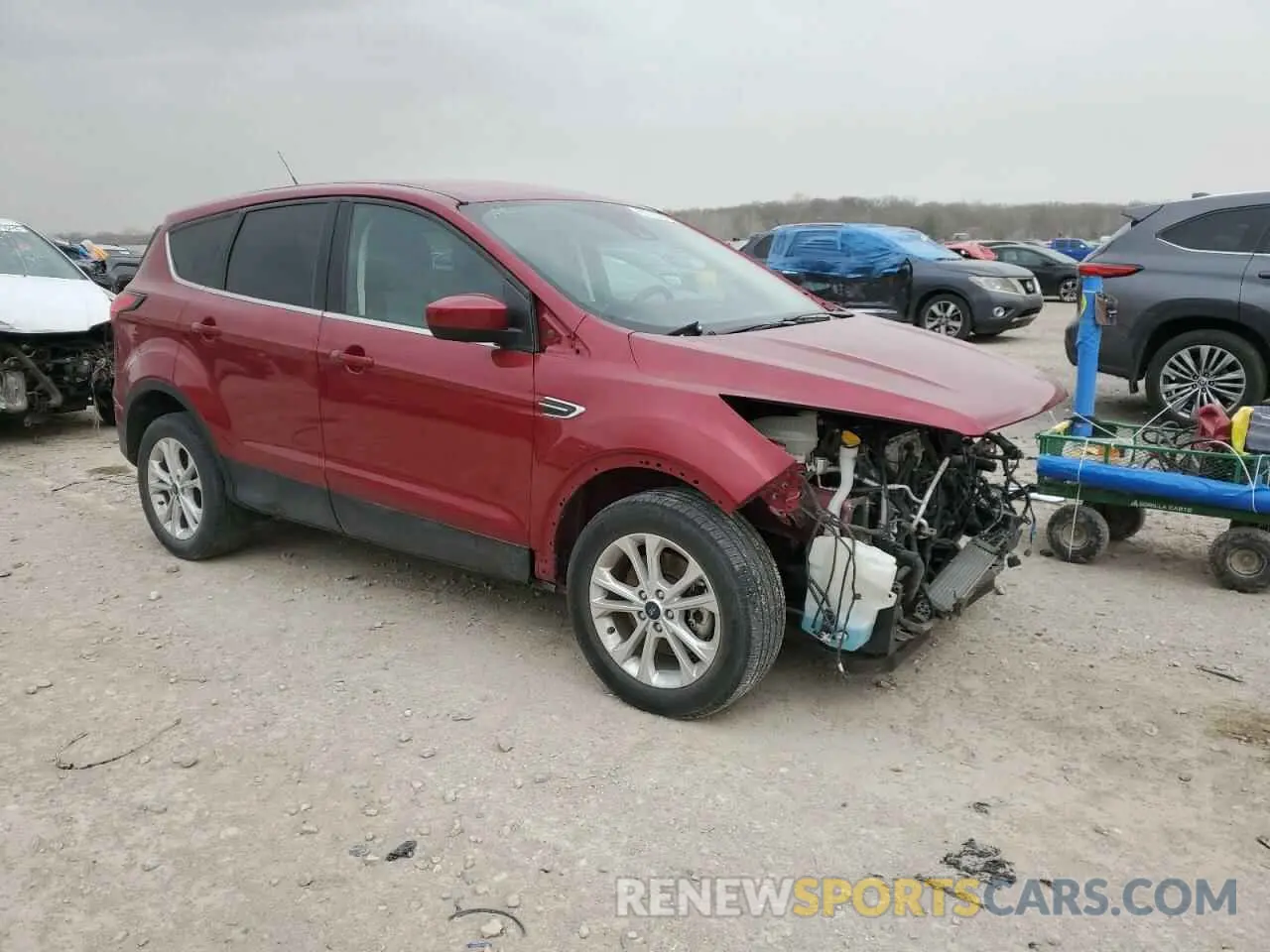 4 Фотография поврежденного автомобиля 1FMCU9GD0KUA71415 FORD ESCAPE 2019