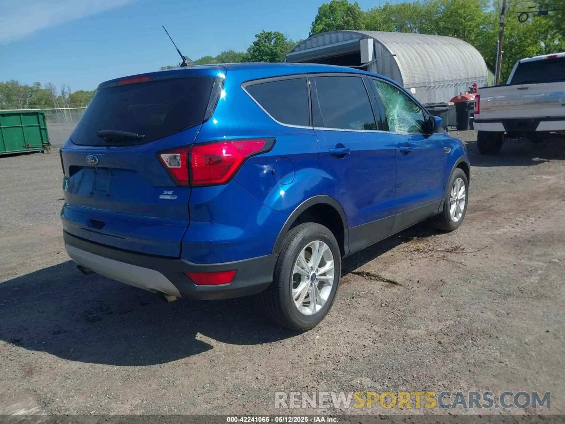 4 Фотография поврежденного автомобиля 1FMCU9GD0KUB92008 FORD ESCAPE 2019