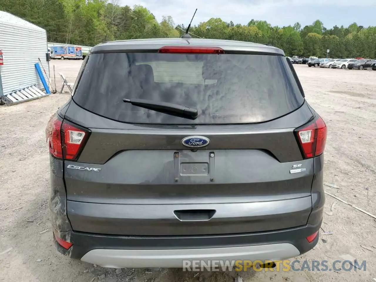 6 Photograph of a damaged car 1FMCU9GD0KUC17800 FORD ESCAPE 2019