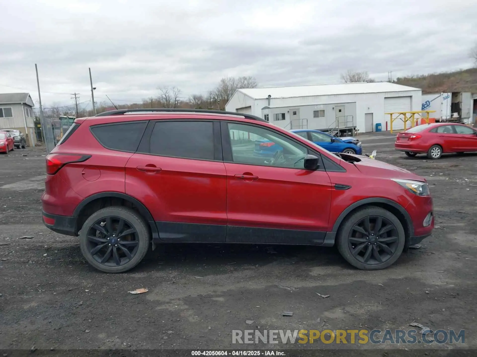 13 Фотография поврежденного автомобиля 1FMCU9GD0KUC43071 FORD ESCAPE 2019