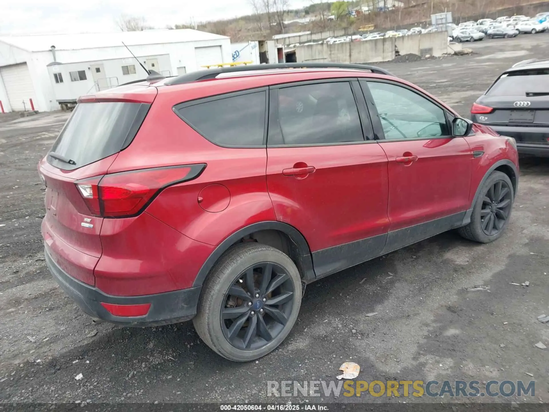 4 Фотография поврежденного автомобиля 1FMCU9GD0KUC43071 FORD ESCAPE 2019