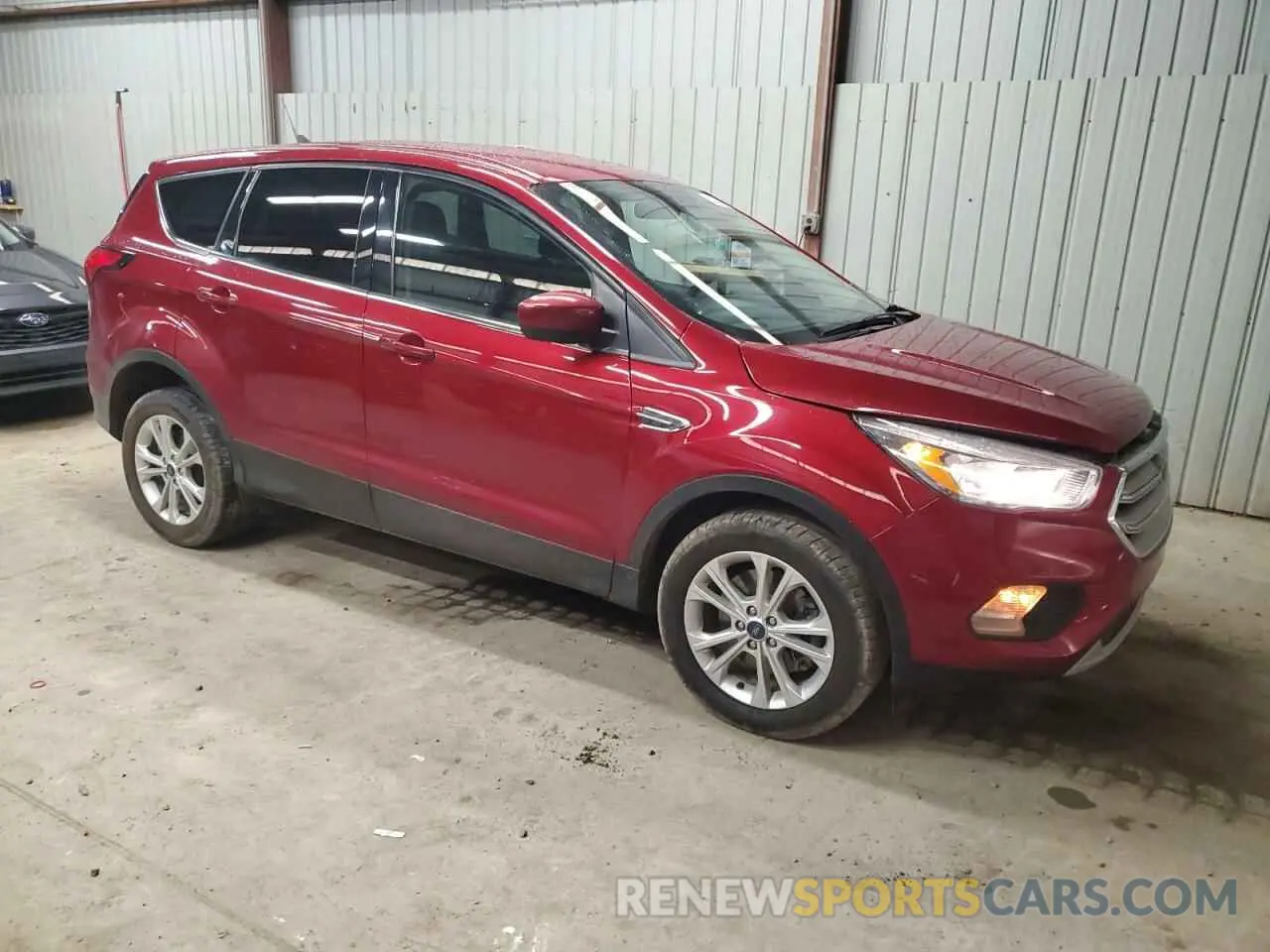 4 Photograph of a damaged car 1FMCU9GD1KUA14804 FORD ESCAPE 2019