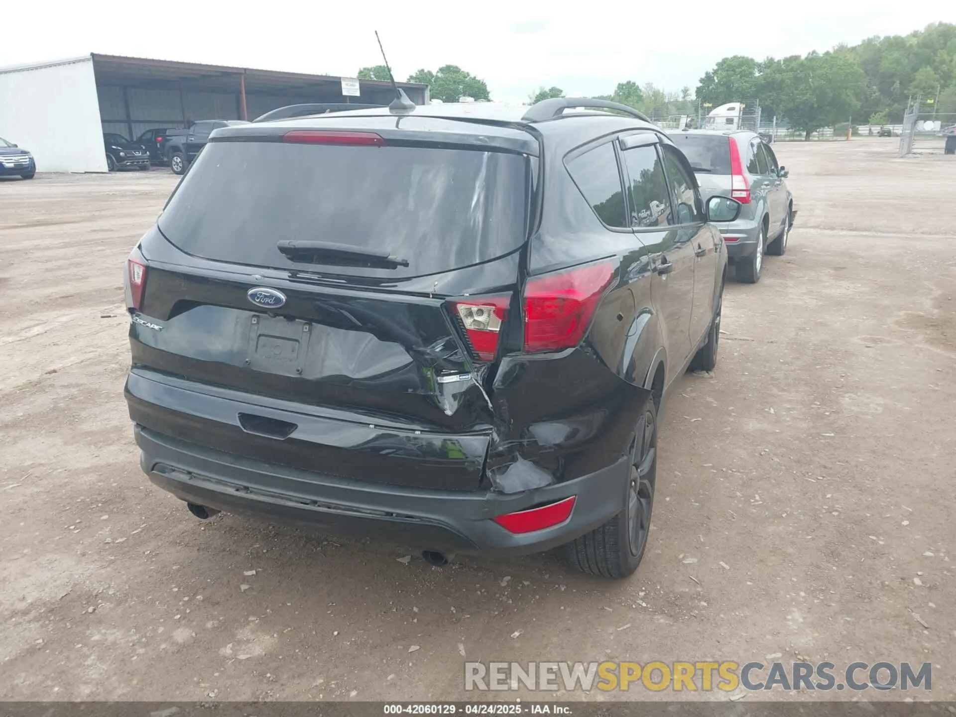 6 Фотография поврежденного автомобиля 1FMCU9GD1KUA64828 FORD ESCAPE 2019