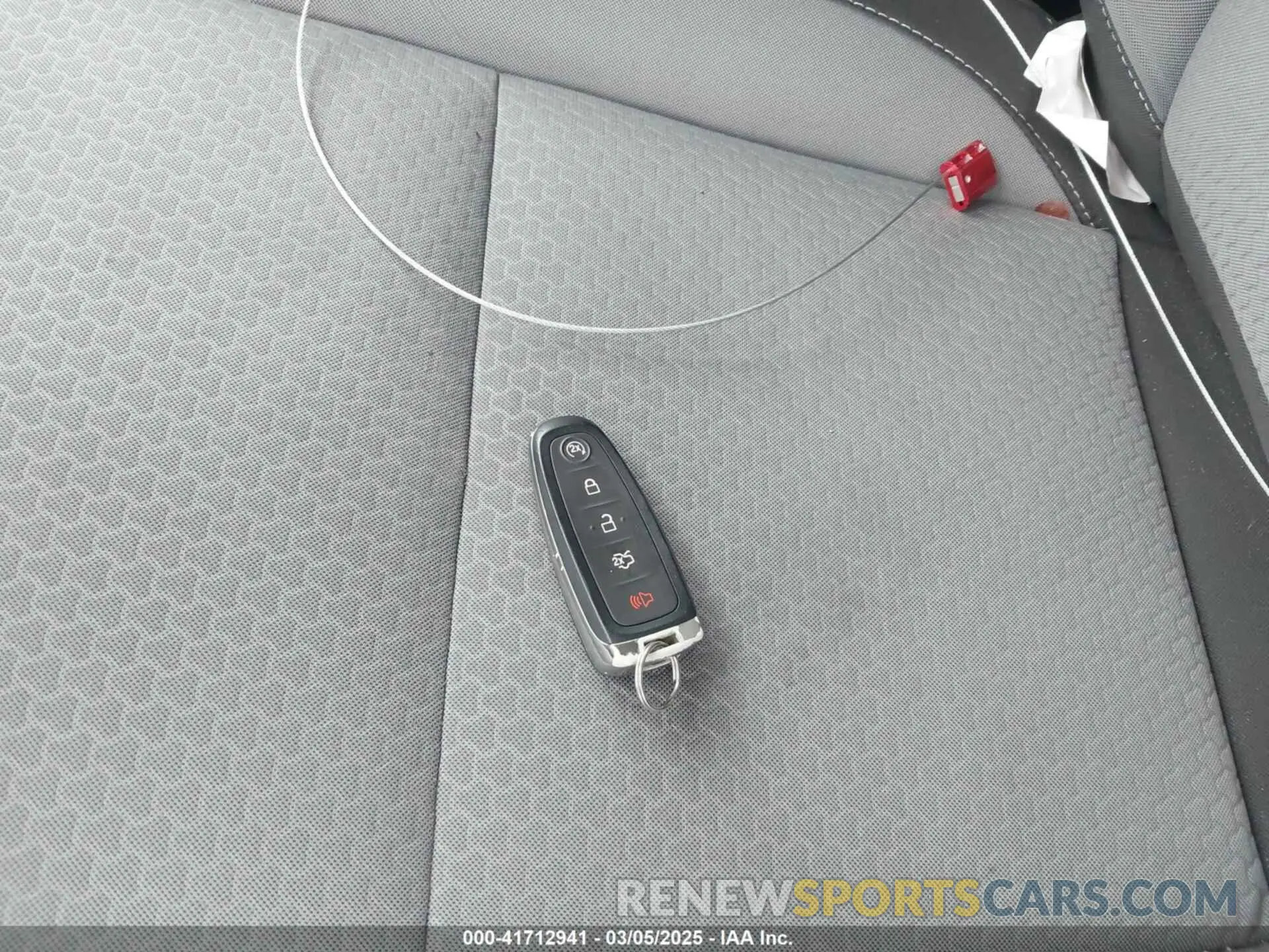 11 Photograph of a damaged car 1FMCU9GD1KUB14255 FORD ESCAPE 2019