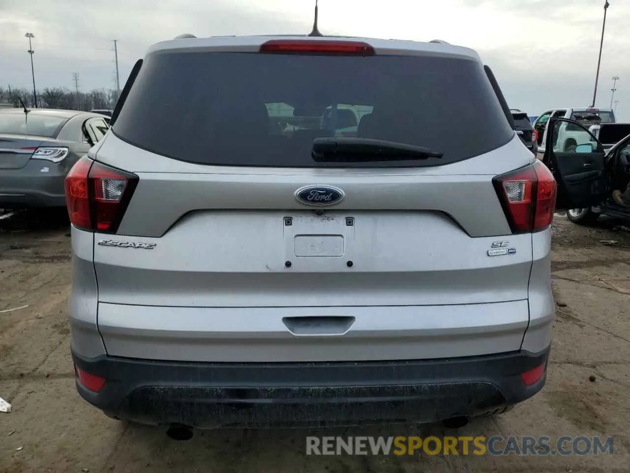 6 Фотография поврежденного автомобиля 1FMCU9GD1KUB91949 FORD ESCAPE 2019