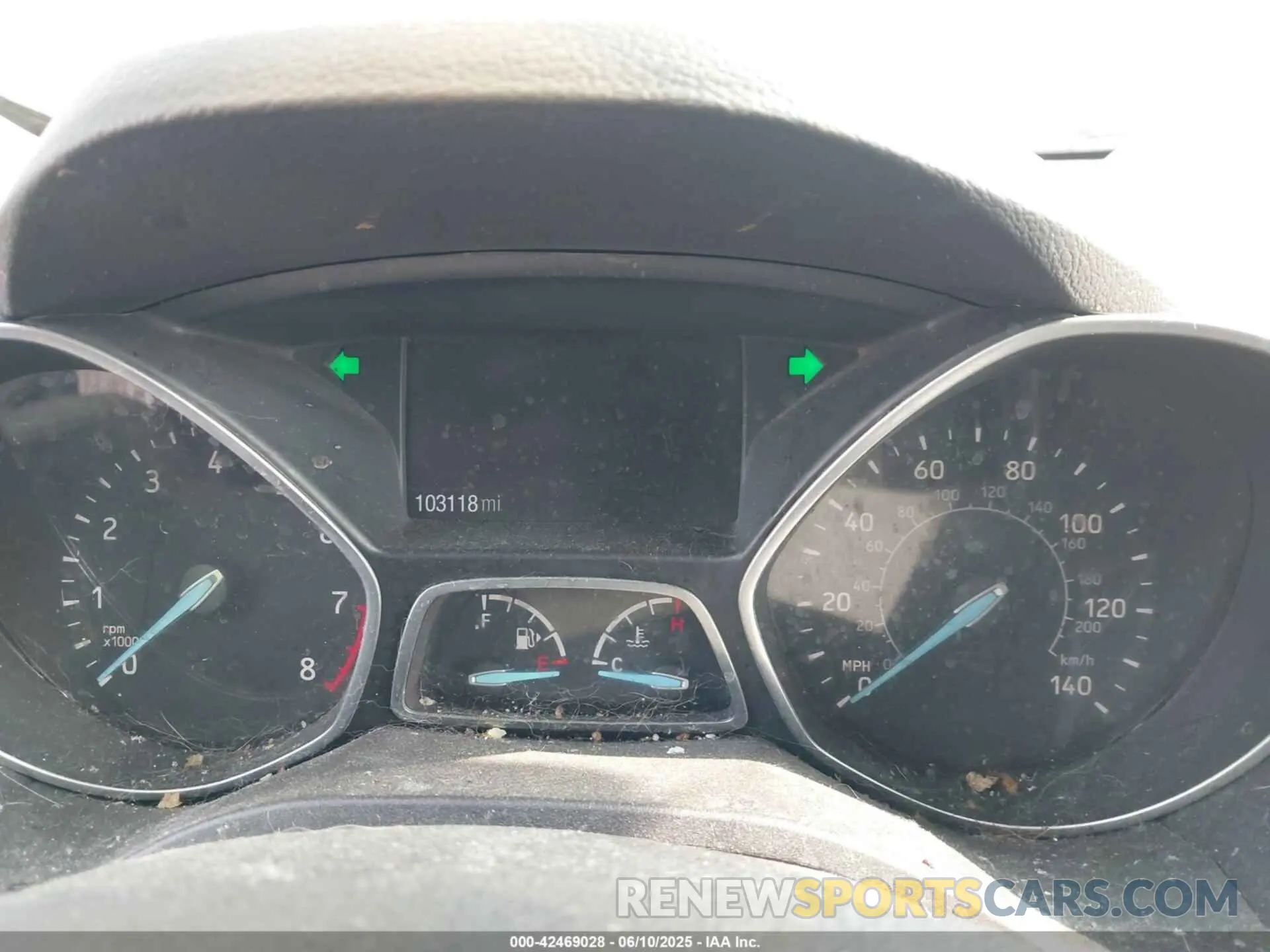 7 Photograph of a damaged car 1FMCU9GD1KUC21855 FORD ESCAPE 2019