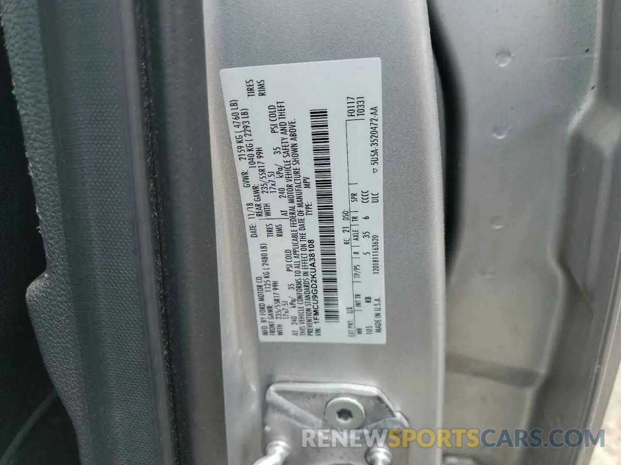 13 Photograph of a damaged car 1FMCU9GD2KUA38108 FORD ESCAPE 2019