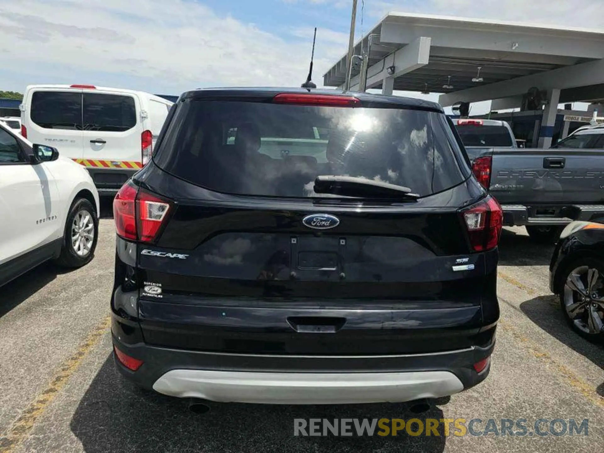 15 Фотография поврежденного автомобиля 1FMCU9GD2KUB65151 FORD ESCAPE 2019