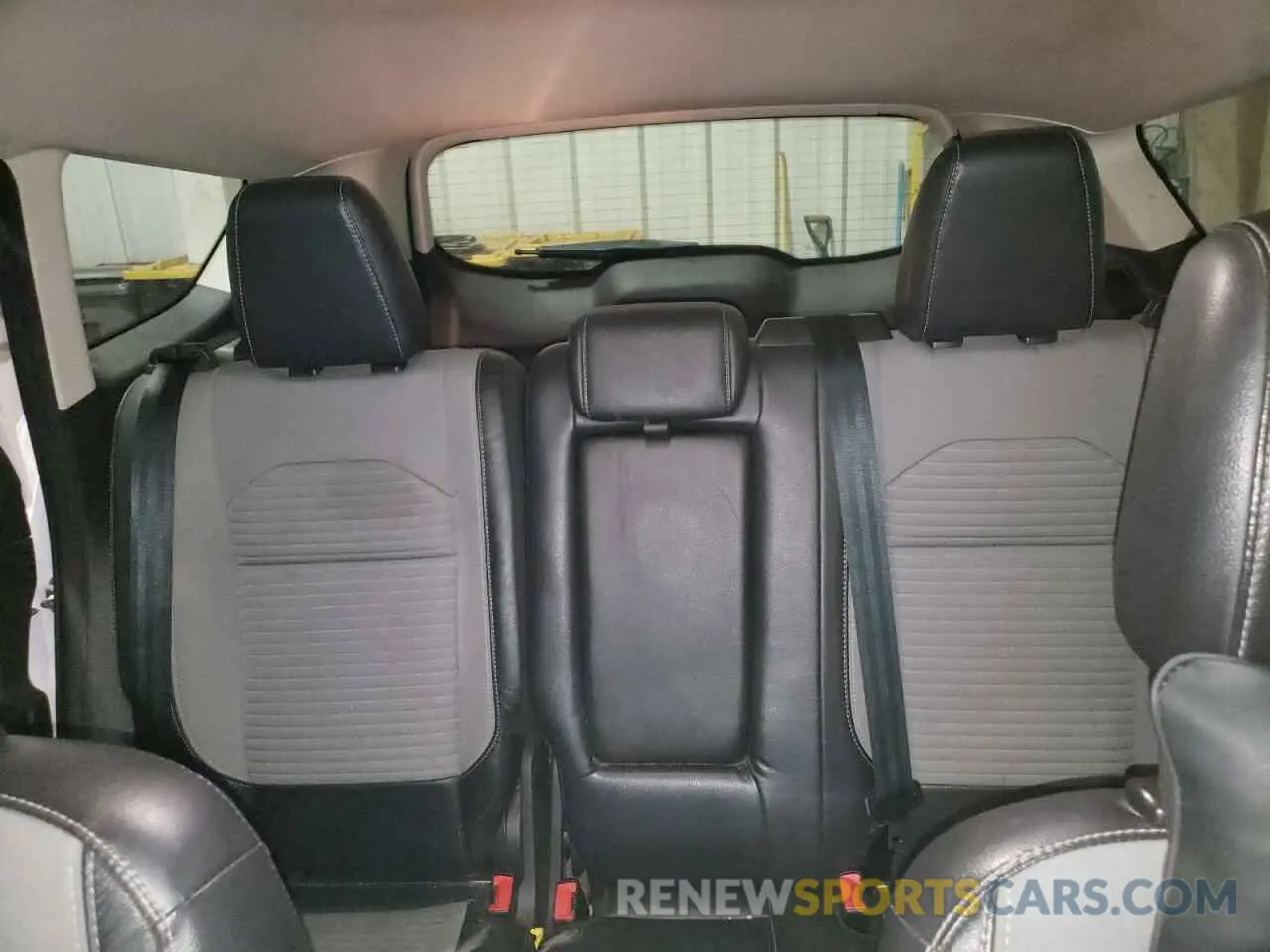 10 Фотография поврежденного автомобиля 1FMCU9GD2KUB80992 FORD ESCAPE 2019