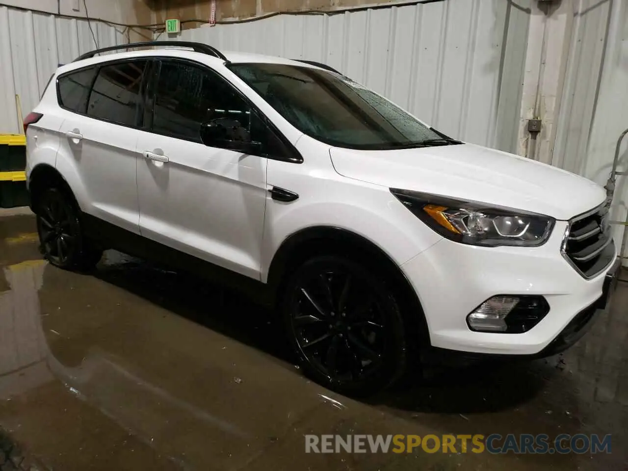 4 Фотография поврежденного автомобиля 1FMCU9GD2KUB80992 FORD ESCAPE 2019
