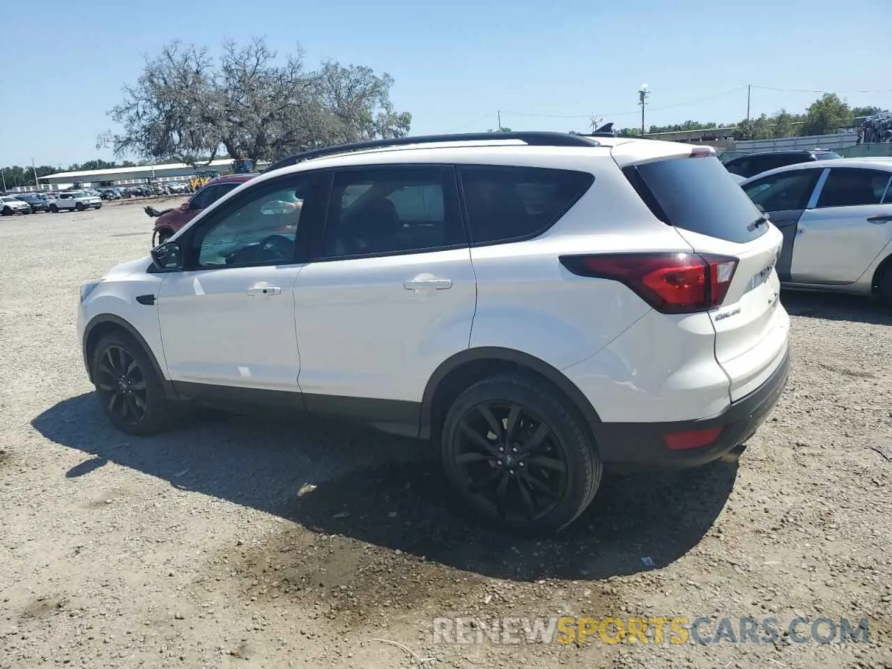 2 Фотография поврежденного автомобиля 1FMCU9GD3KUA48677 FORD ESCAPE 2019