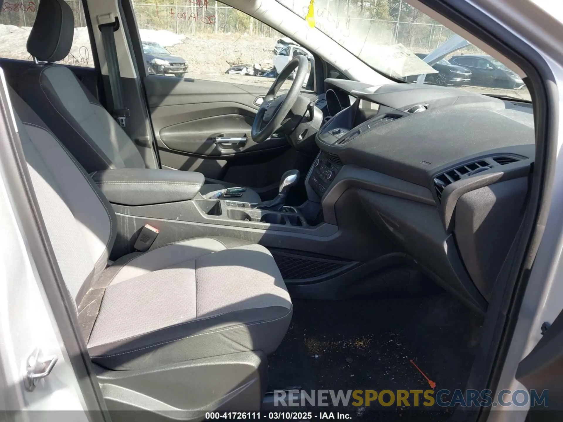 5 Фотография поврежденного автомобиля 1FMCU9GD3KUA72879 FORD ESCAPE 2019