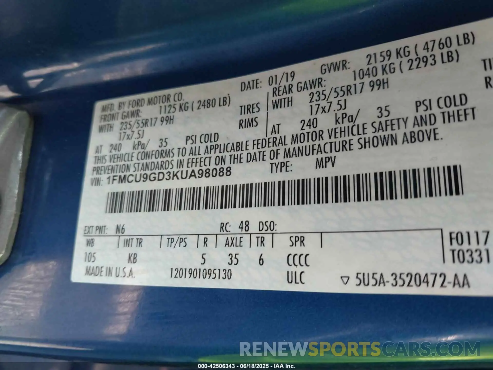 9 Photograph of a damaged car 1FMCU9GD3KUA98088 FORD ESCAPE 2019