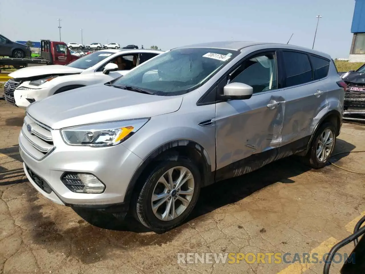 1 Фотография поврежденного автомобиля 1FMCU9GD3KUA98513 FORD ESCAPE 2019