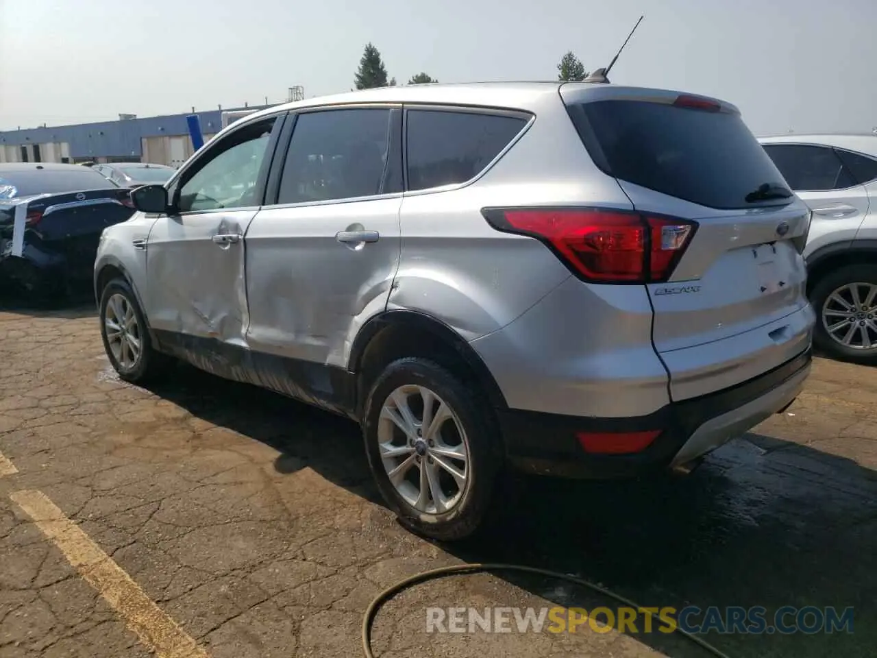 2 Фотография поврежденного автомобиля 1FMCU9GD3KUA98513 FORD ESCAPE 2019