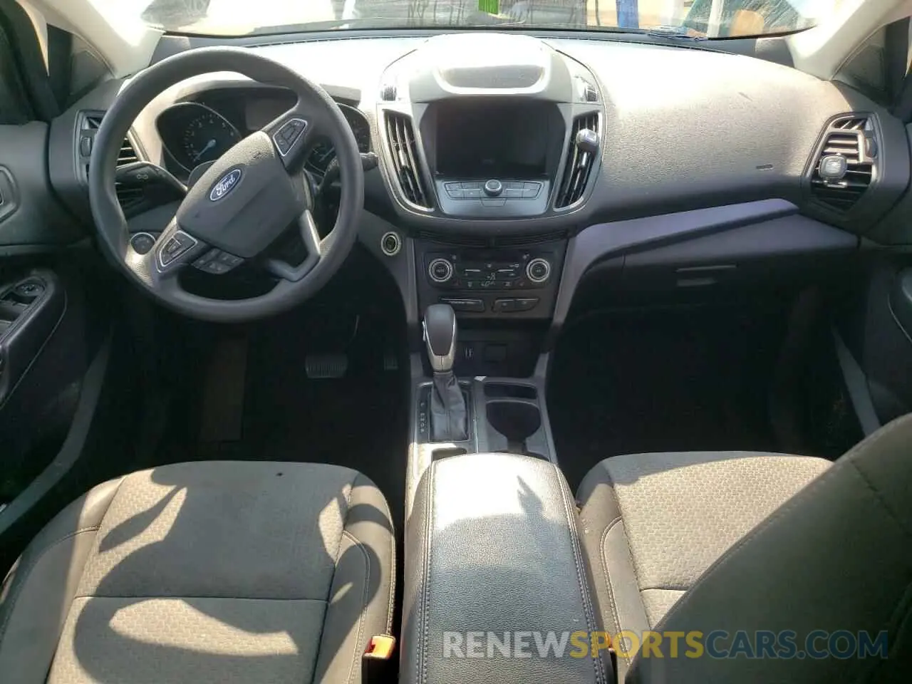 8 Фотография поврежденного автомобиля 1FMCU9GD3KUA98513 FORD ESCAPE 2019
