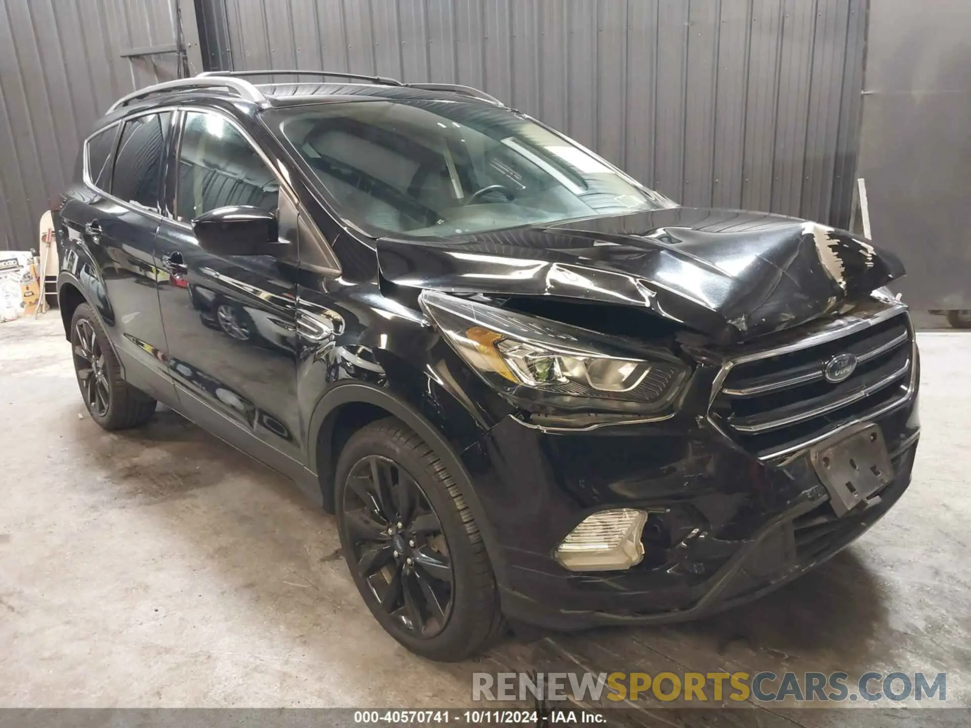 1 Photograph of a damaged car 1FMCU9GD3KUB42431 FORD ESCAPE 2019