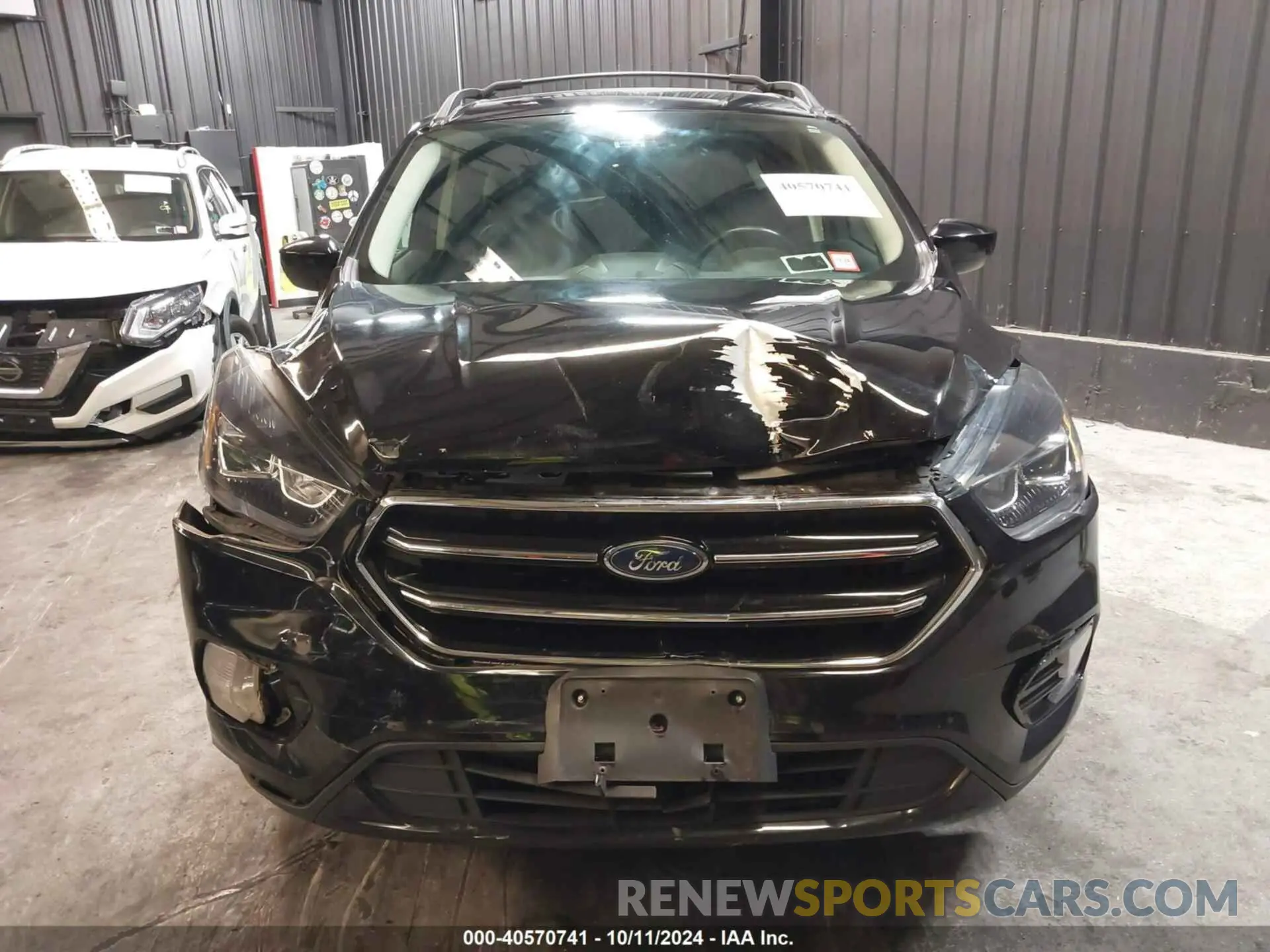 6 Photograph of a damaged car 1FMCU9GD3KUB42431 FORD ESCAPE 2019