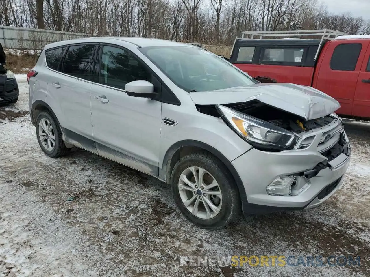 4 Фотография поврежденного автомобиля 1FMCU9GD3KUB55289 FORD ESCAPE 2019