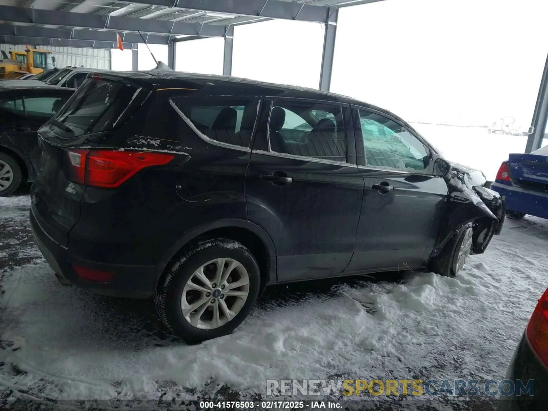 13 Фотография поврежденного автомобиля 1FMCU9GD3KUC06466 FORD ESCAPE 2019